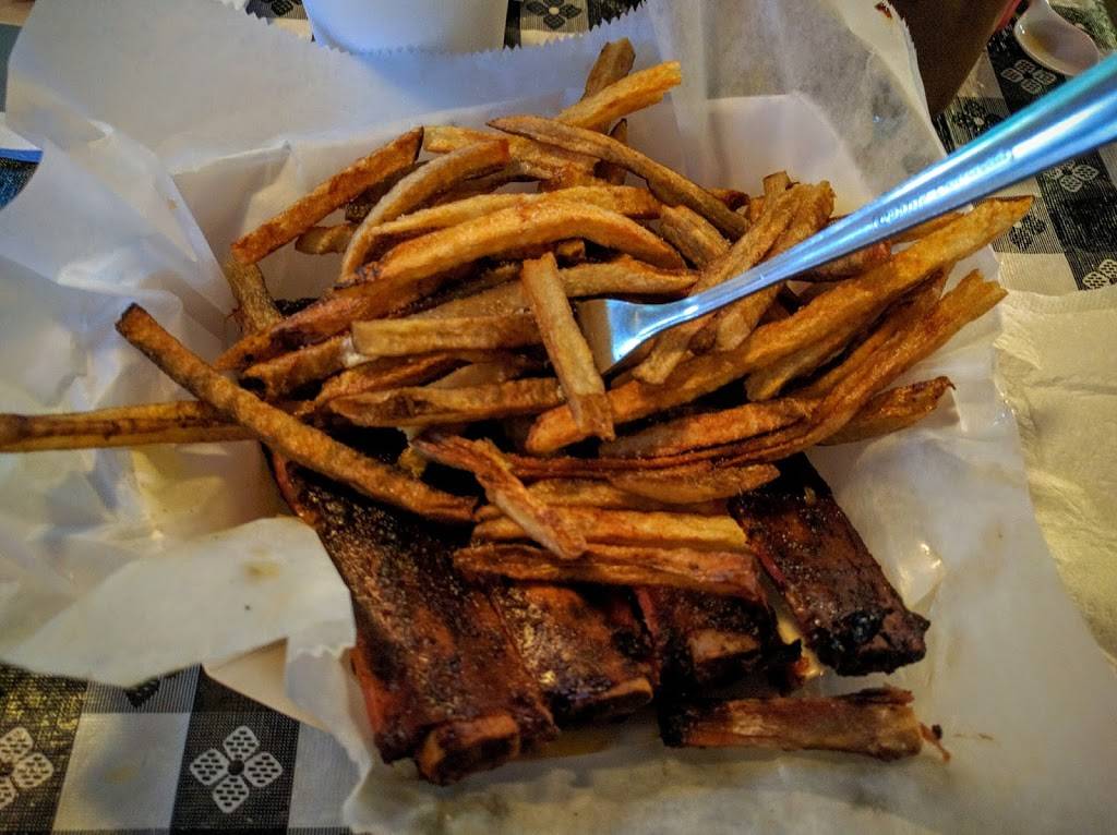 Smoke Pit | restaurant | 3801 E Belknap St, Fort Worth, TX 76111, USA | 8172220455 OR +1 817-222-0455