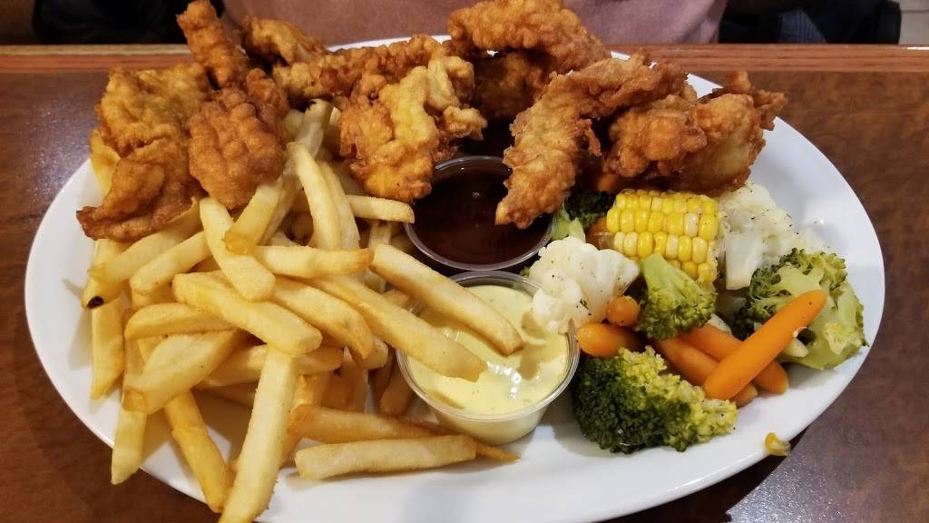 Fireside Deli & Family Restaurant | restaurant | 800 Ottawa St S, Kitchener, ON N2E 3M6, Canada | 5195811200 OR +1 519-581-1200