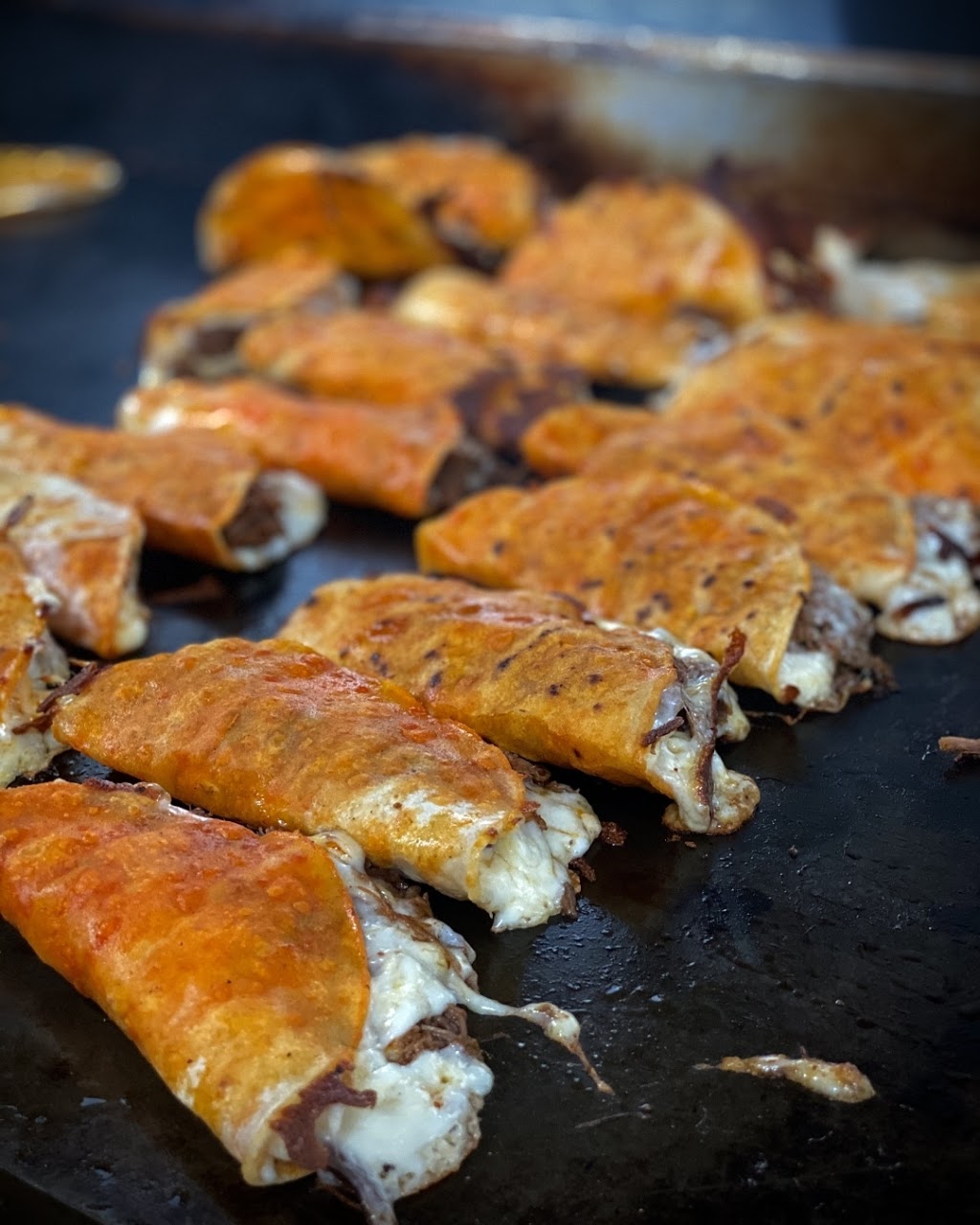 Birria Bros | restaurant | 1620 Brundage Ln, Bakersfield, CA 93304, USA | 6615644500 OR +1 661-564-4500