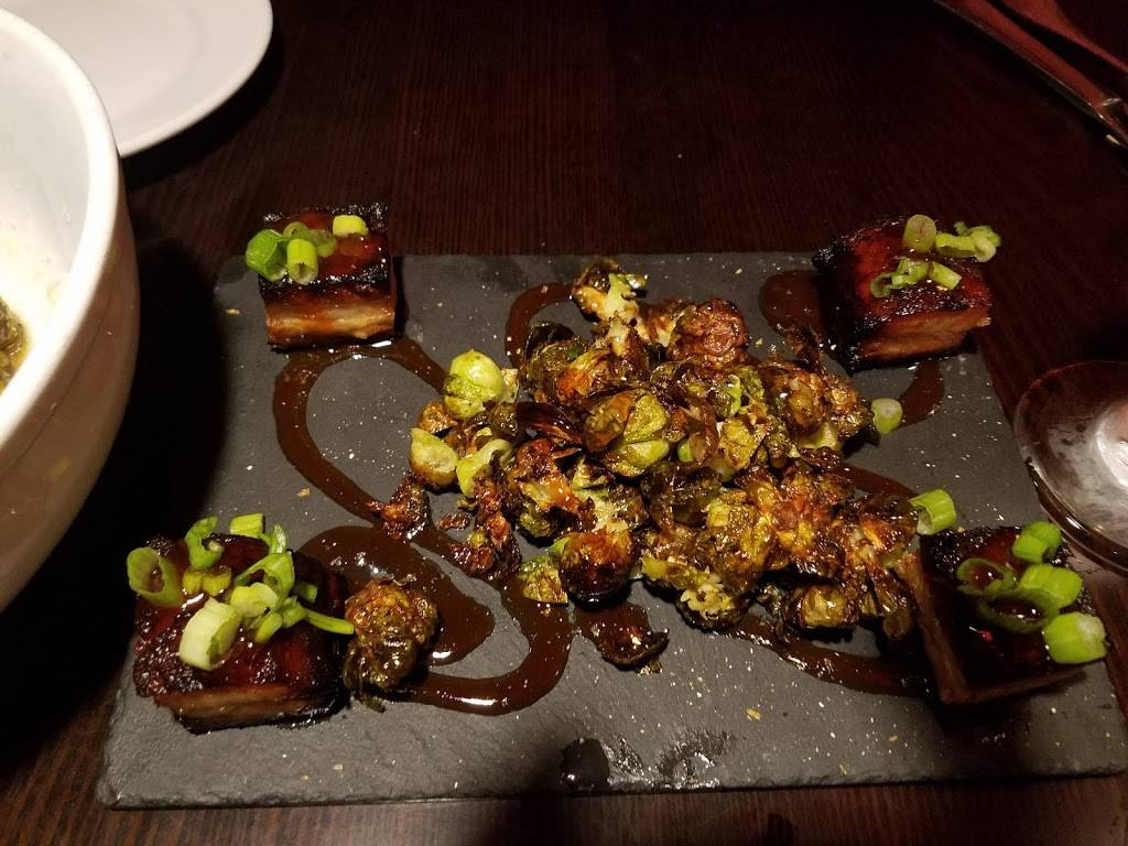 Savoy Taproom | restaurant | 301 Lark St, Albany, NY 12210, USA | 5185995140 OR +1 518-599-5140