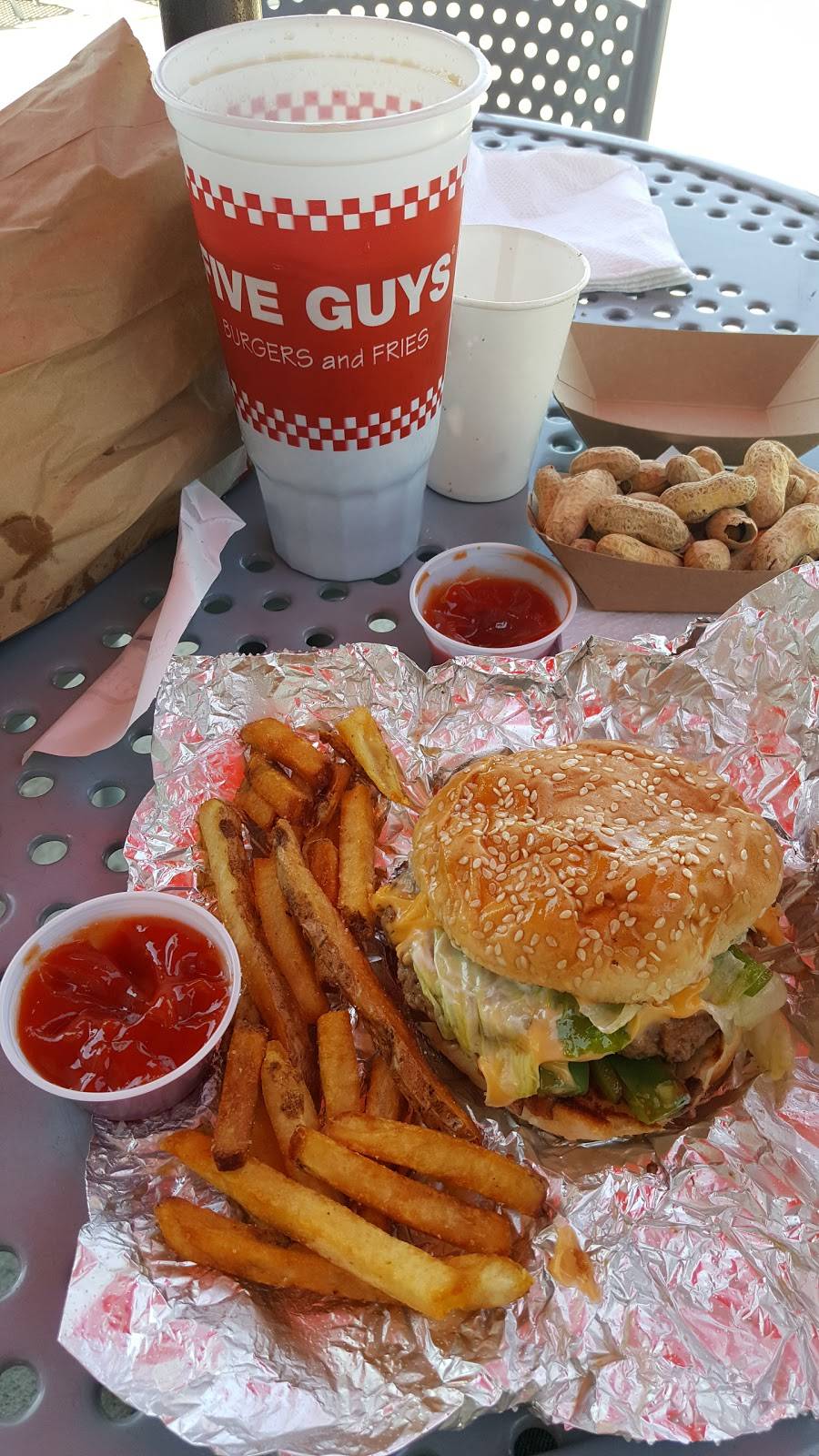 Five Guys | meal takeaway | 10635 Innovation Drive, Miamisburg, OH 45342, USA | 9378659199 OR +1 937-865-9199