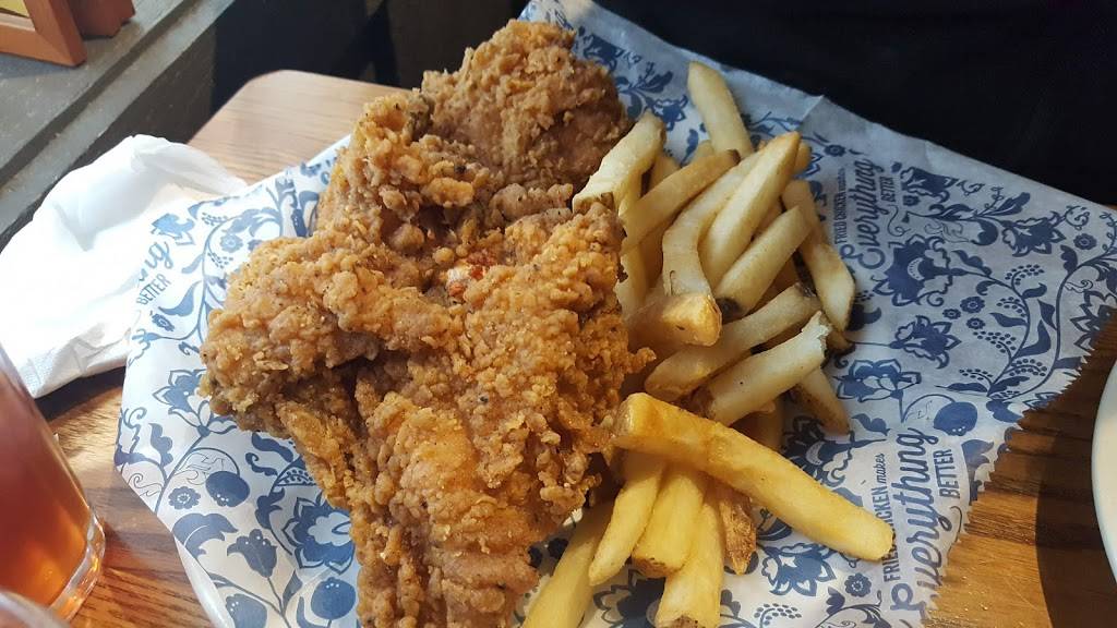 Cracker Barrel Old Country Store | restaurant | 4691 Gemini Pl, Fort Worth, TX 76106, USA | 8176248050 OR +1 817-624-8050