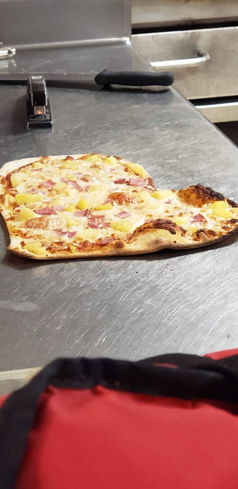 Dinos Pizza & Pasta | restaurant | 6 Miller Rd, Lake in the Hills, IL 60156, USA | 8476583300 OR +1 847-658-3300