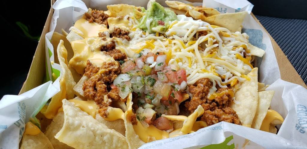 Taco Bell | meal takeaway | 119 Telegraph Rd, Waterford Twp, MI 48328, USA | 2487061949 OR +1 248-706-1949