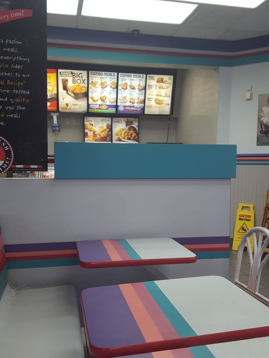 Taco Bell | meal takeaway | 16599 Yonge St, Newmarket, ON L3X 2G8, Canada | 9058980673 OR +1 905-898-0673