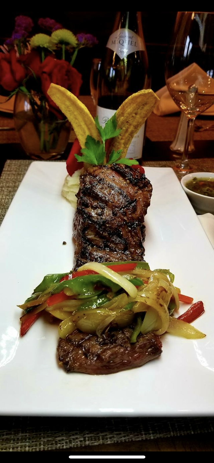 MAGNOS GRILL | restaurant | 108 Centre Ave, New Rochelle, NY 10801, USA | 9142350008 OR +1 914-235-0008