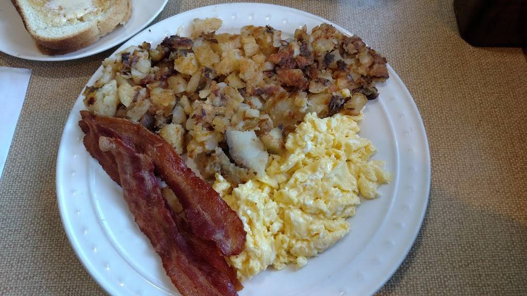 Kountry Folks Restaurant | restaurant | 8501 Sepulveda Blvd, North Hills, CA 91343, USA | 8188952385 OR +1 818-895-2385