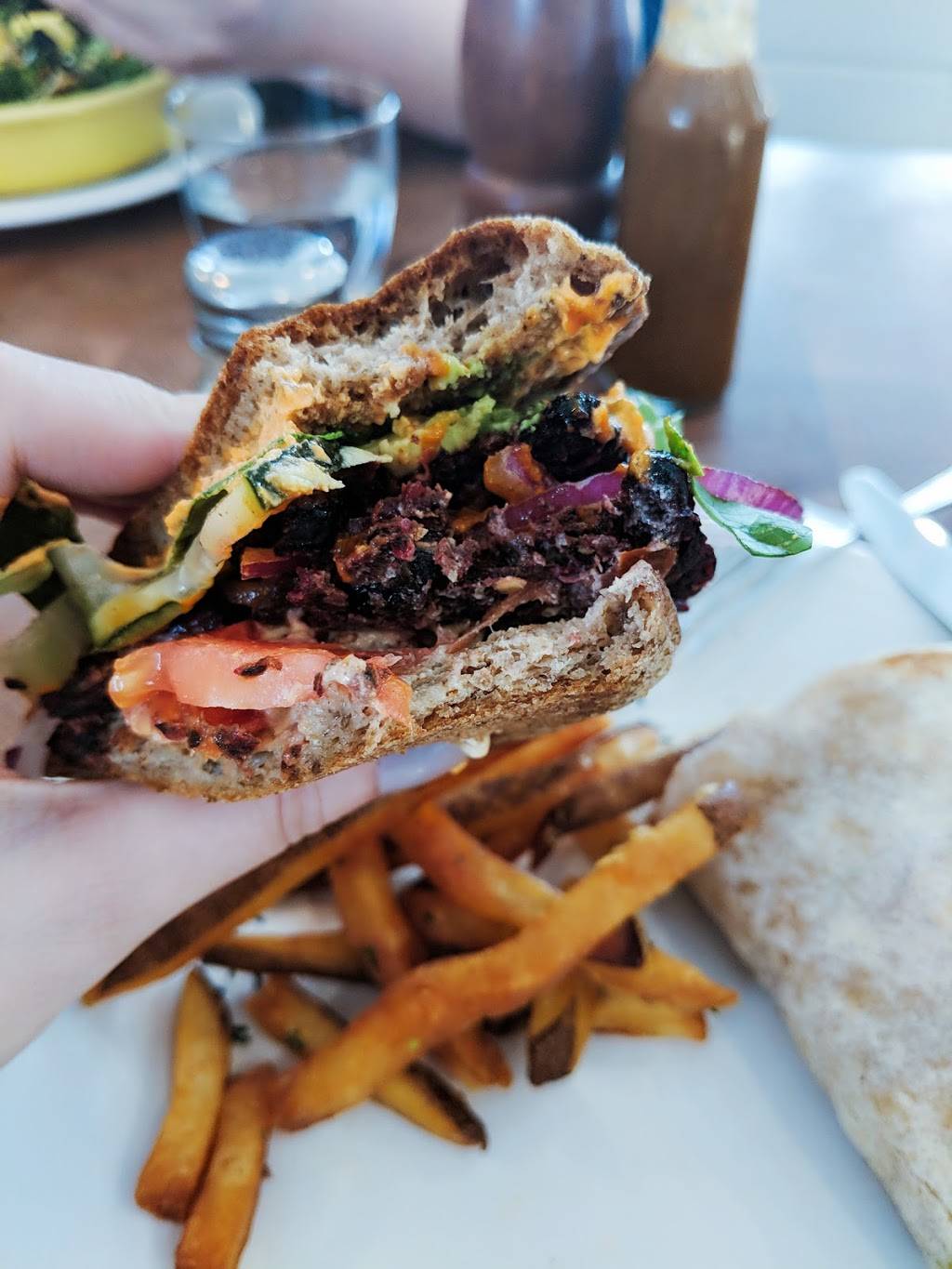 Café Gratitude | cafe | 300 S Santa Fe Ave, Los Angeles, CA 90013, USA | 2139295580 OR +1 213-929-5580