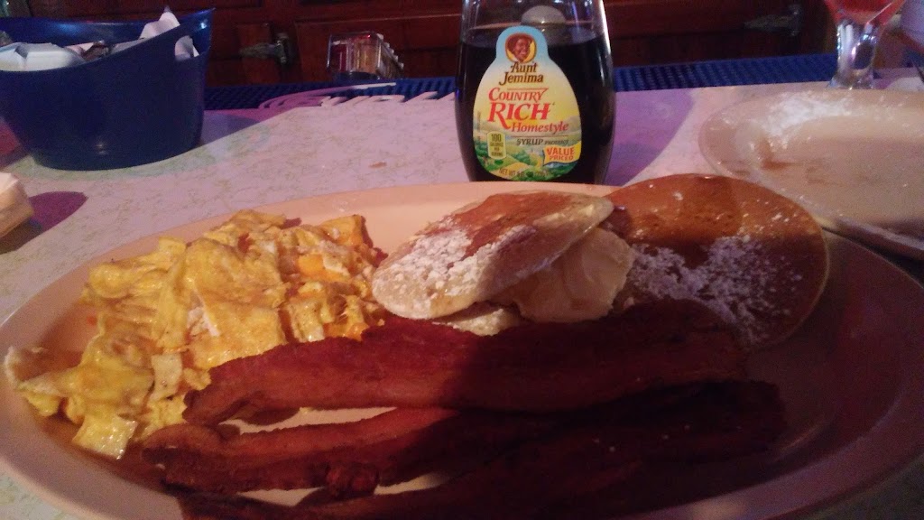 Silver Dollar | restaurant | 4322 N Prospect Rd, Peoria, IL 61616, USA | 3096859413 OR +1 309-685-9413