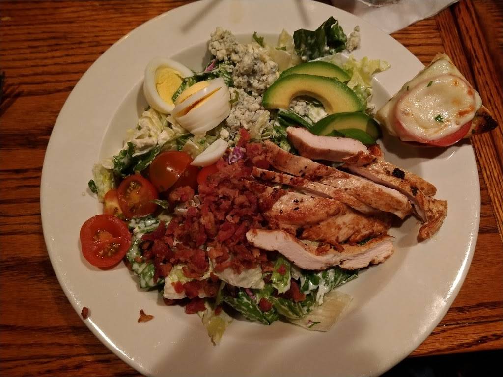 Skips | restaurant | 4000 Fleur Dr, Des Moines, IA 50321, USA | 5152871820 OR +1 515-287-1820