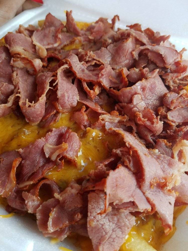 A & T Burgers #1 | restaurant | 11318 S Avalon Blvd, Los Angeles, CA 90061, USA | 3237570710 OR +1 323-757-0710