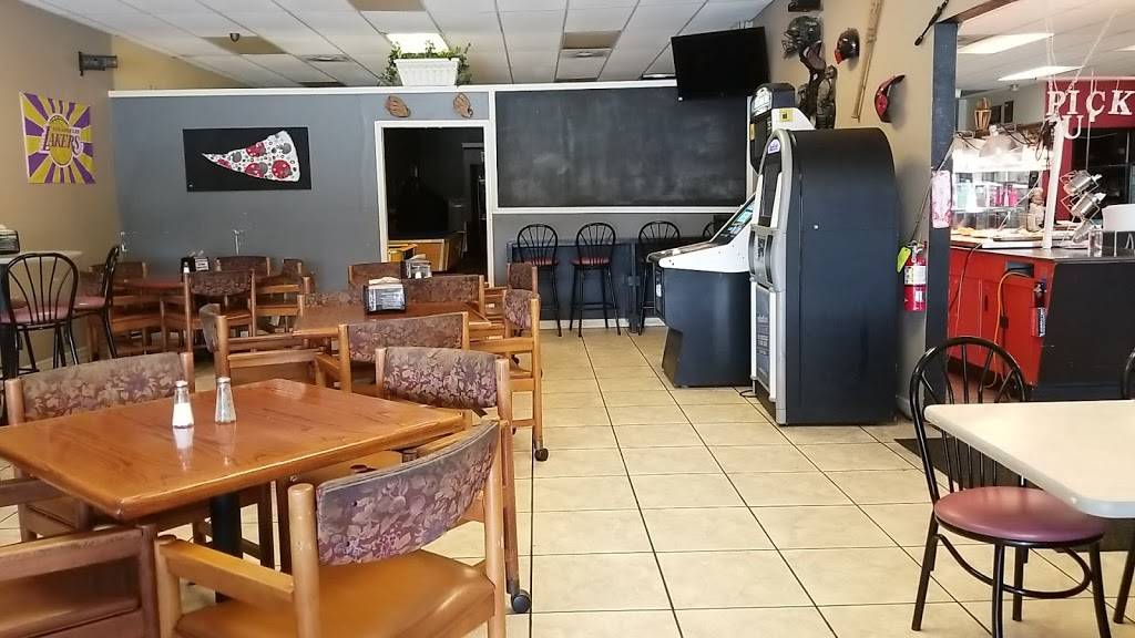 Toppers Brick Oven Pizza | restaurant | 1304 N Church Ave, Mulberry, FL 33860, USA | 8634252378 OR +1 863-425-2378