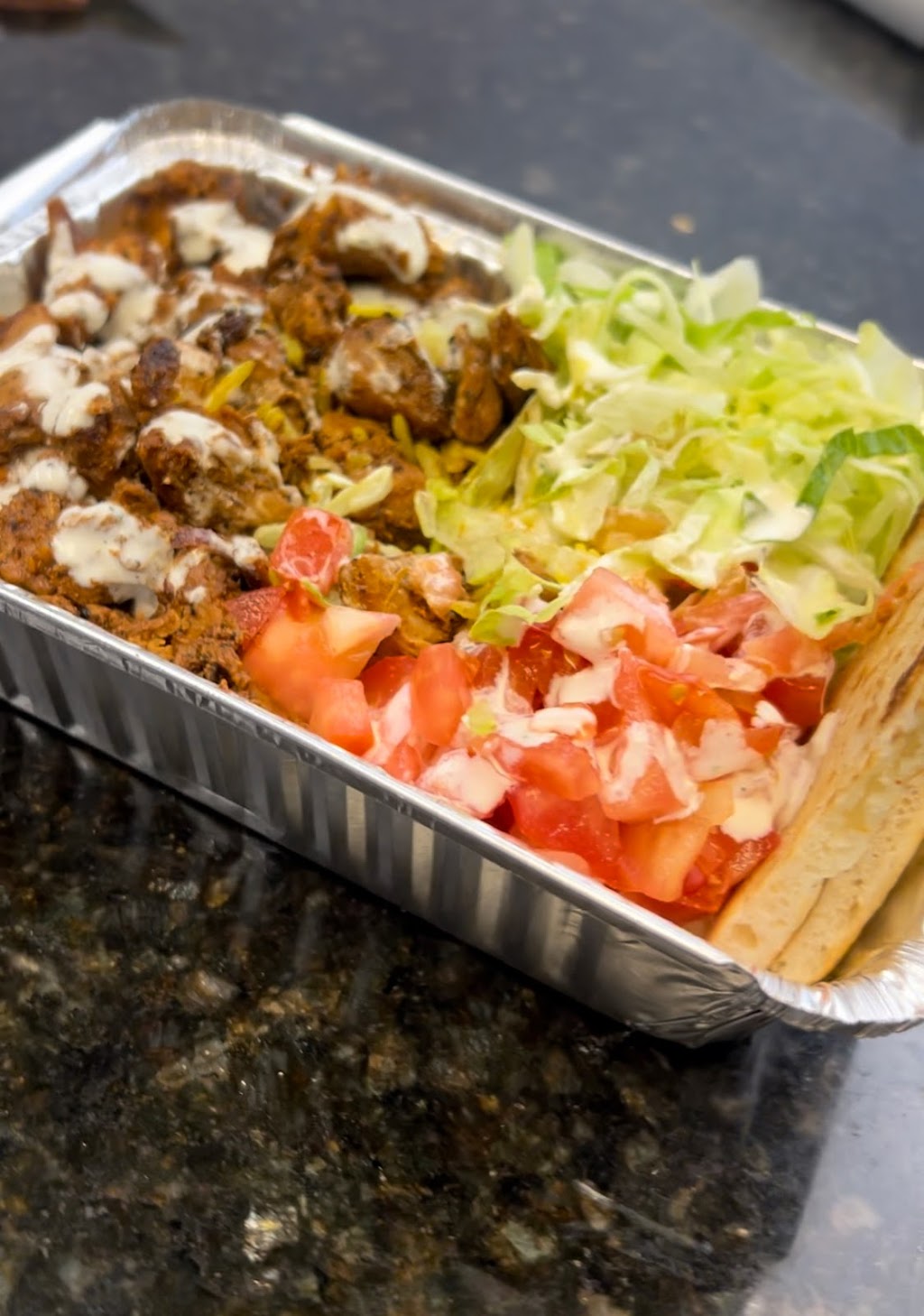 Chyros Famous Halal Food | restaurant | 345 N Central Ave unit d, Chicago, IL 60644, USA | 7734128115 OR +1 773-412-8115