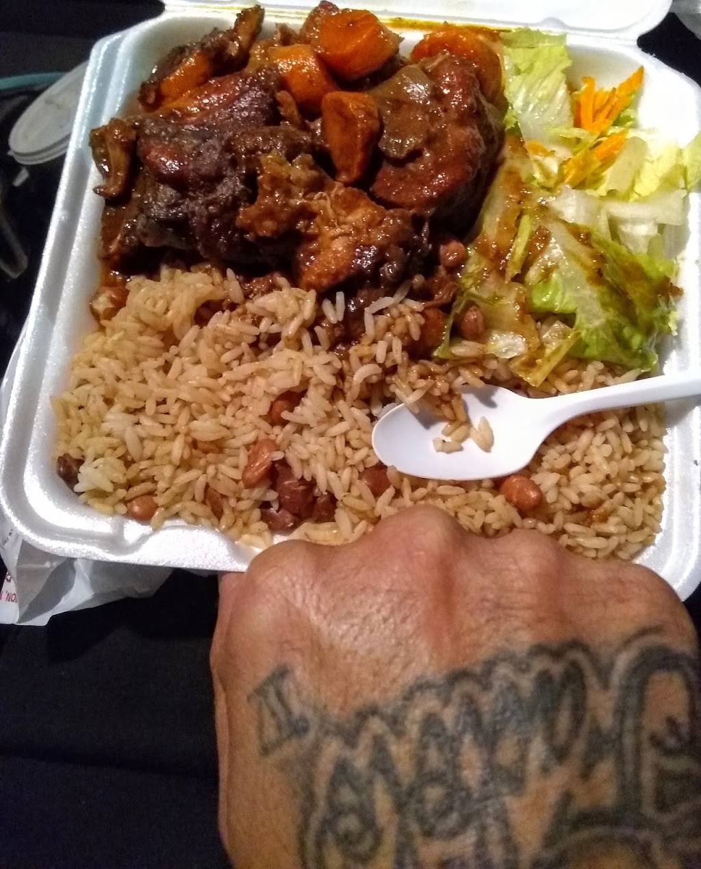 P & R Ice Cream | restaurant | 1284 Blue Hill Avenue, Mattapan, MA 02126, USA | 6172960922 OR +1 617-296-0922