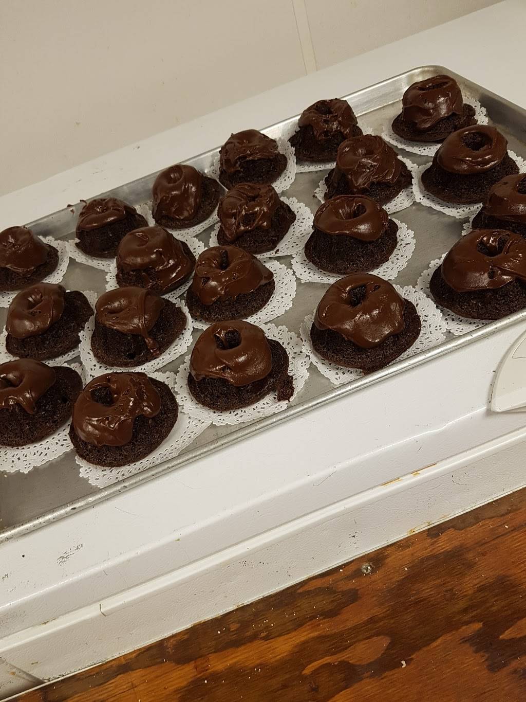 Legacy BBQ | restaurant | 1448, 12310 Superior Ave, Cleveland, OH 44106, USA | 2168517788 OR +1 216-851-7788