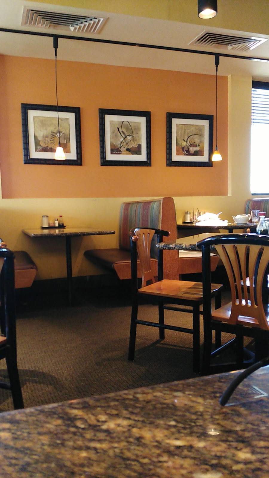 Golden Wok | restaurant | 1410 SW Loop 410, San Antonio, TX 78227, USA | 2106742577 OR +1 210-674-2577