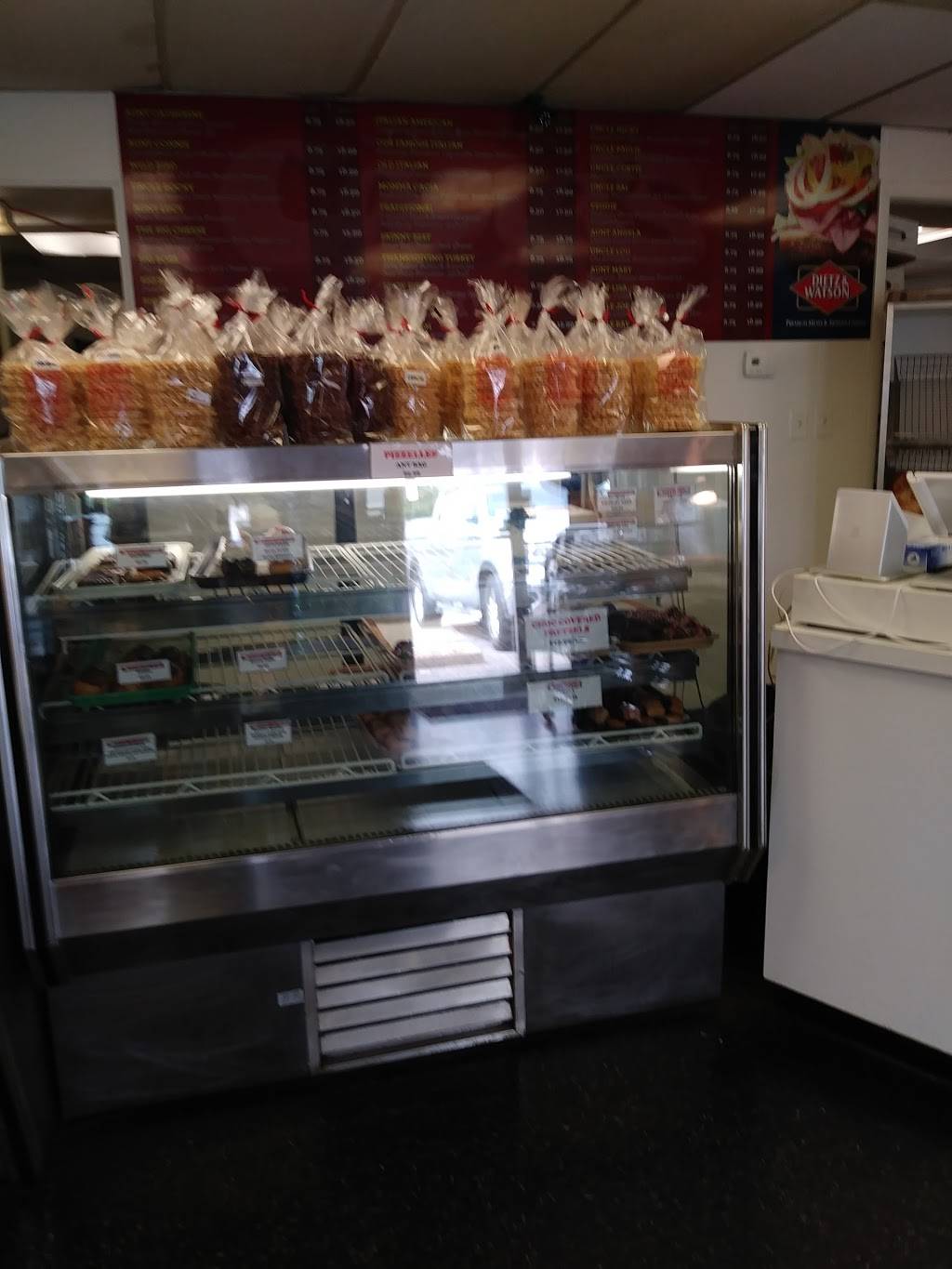 Cacias Bakery of Audubon | bakery | 29 Kings Hwy, Audubon, NJ 08106, USA | 8565474222 OR +1 856-547-4222