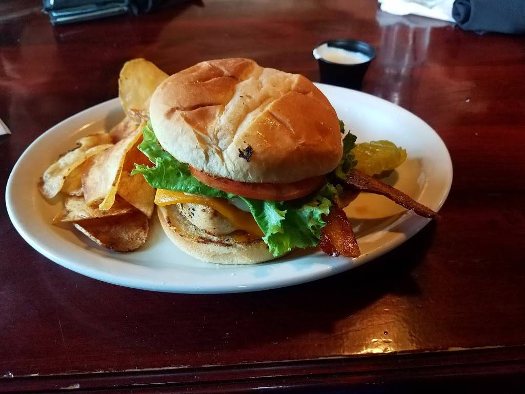 Toms on Grand | restaurant | 410 E Grand Ave, Wisconsin Rapids, WI 54494, USA | 7154232639 OR +1 715-423-2639