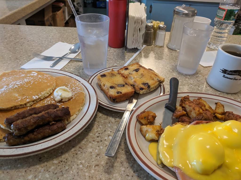 Galante’s Restaurant | restaurant | 320 Village St, Medway, MA 02053, USA | 5085334473 OR +1 508-533-4473