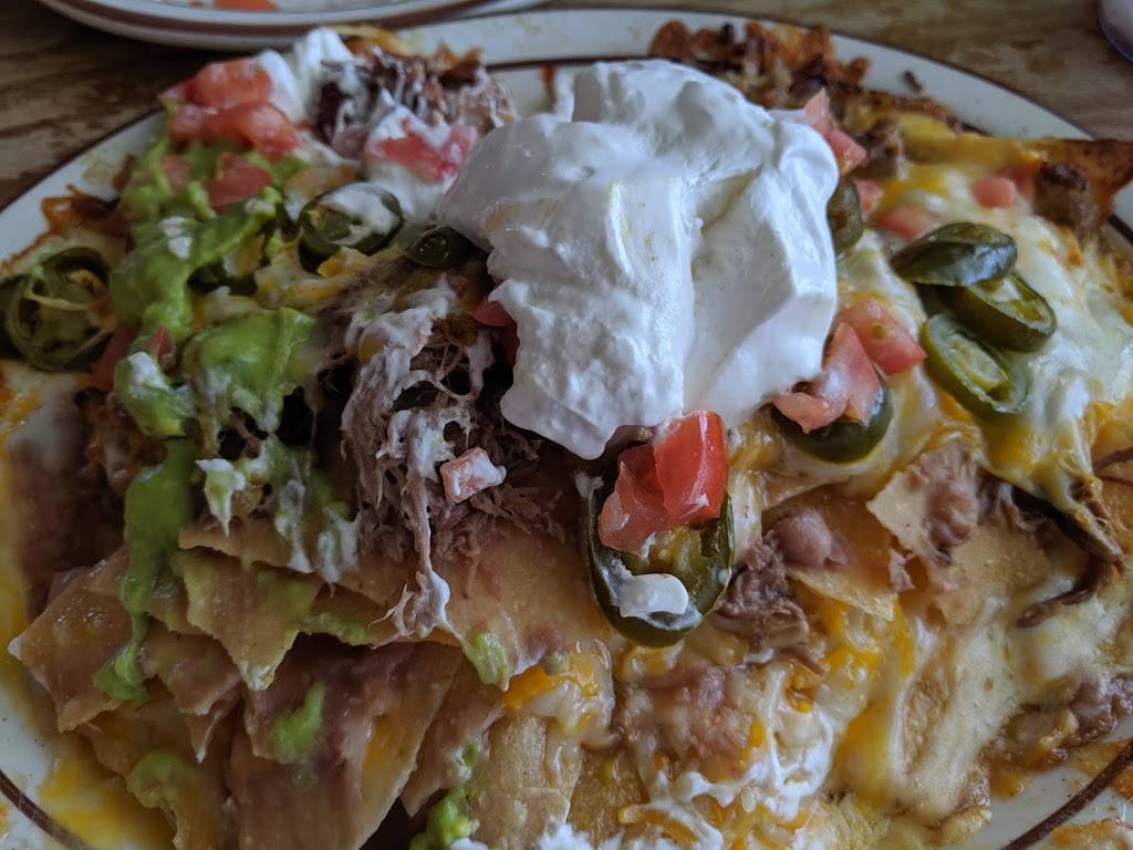 El Tapatio Restaurant | restaurant | 134 E Orange Ave, Porterville, CA 93257, USA | 5597812115 OR +1 559-781-2115