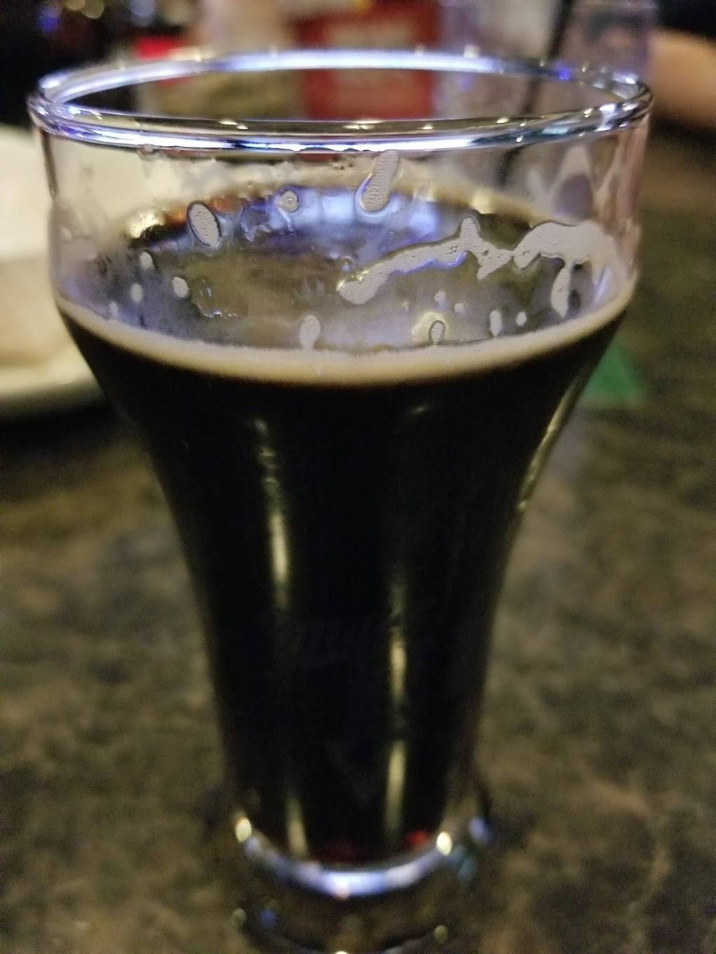 Stone Toad Bar & Grill | restaurant | 1109 Oneida St, Menasha, WI 54952, USA | 9208823900 OR +1 920-882-3900