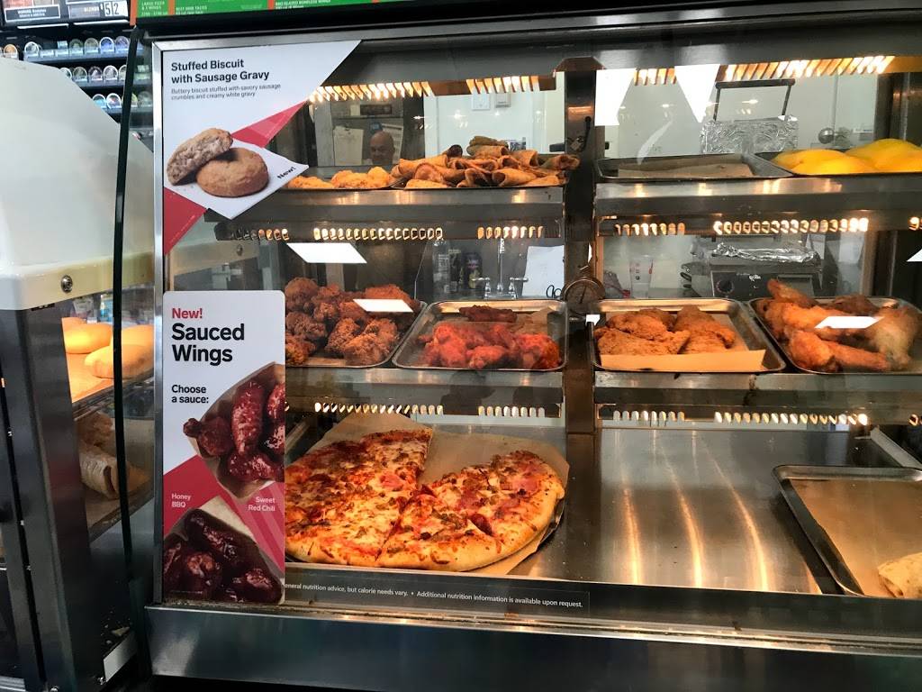 7-Eleven | bakery | 2605 FL-50, Clermont, FL 34711, USA | 4076540336 OR +1 407-654-0336