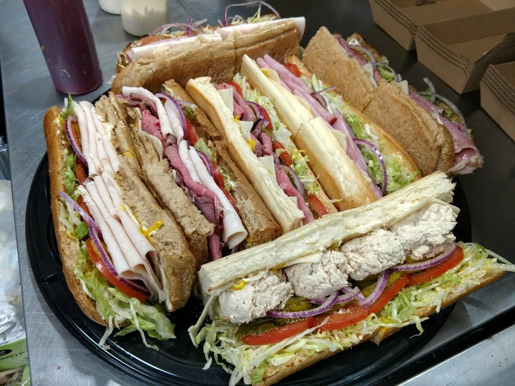 Deli Delicious | restaurant | 200 E Acequia Ave, Visalia, CA 93291, USA | 5597472883 OR +1 559-747-2883