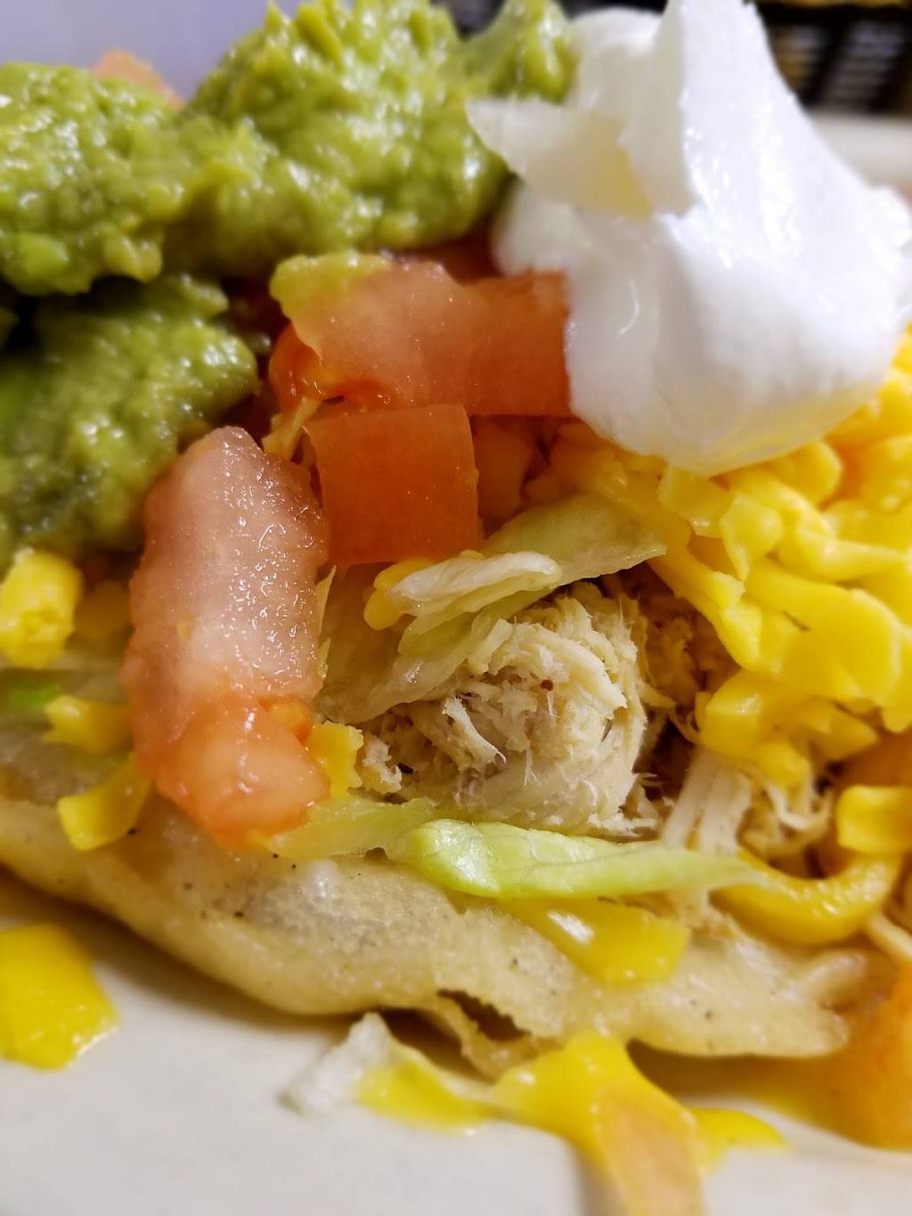 Reynas Mexican Restaurant | restaurant | 707 E Kingsbury St, Seguin, TX 78155, USA | 8304334944 OR +1 830-433-4944