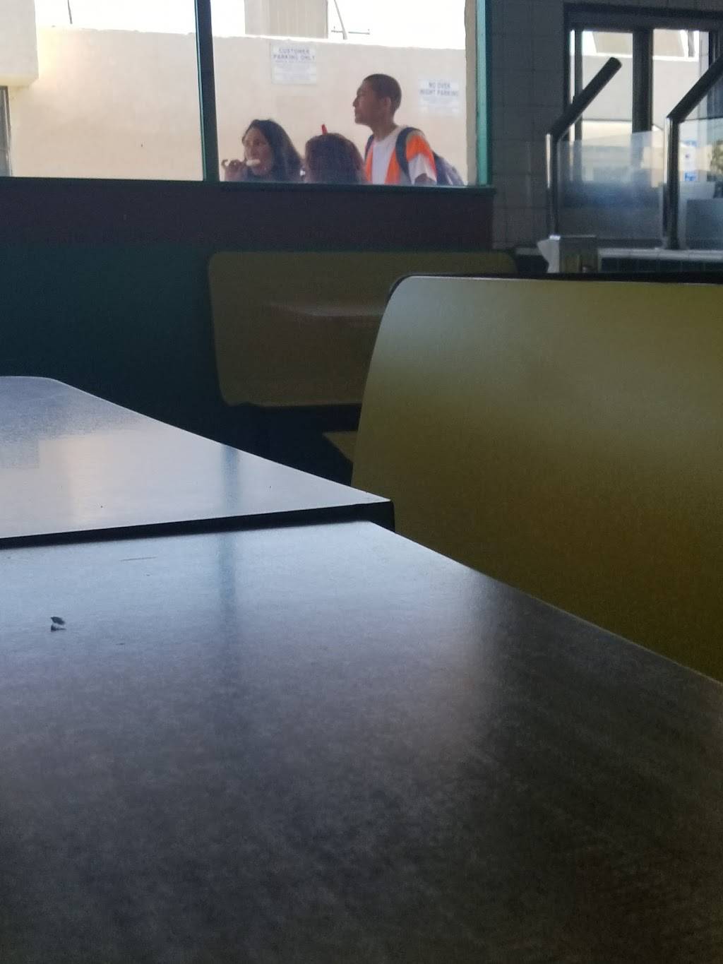 El Picante | restaurant | 1610 S Standard Ave, Santa Ana, CA 92707, USA | 7142850642 OR +1 714-285-0642