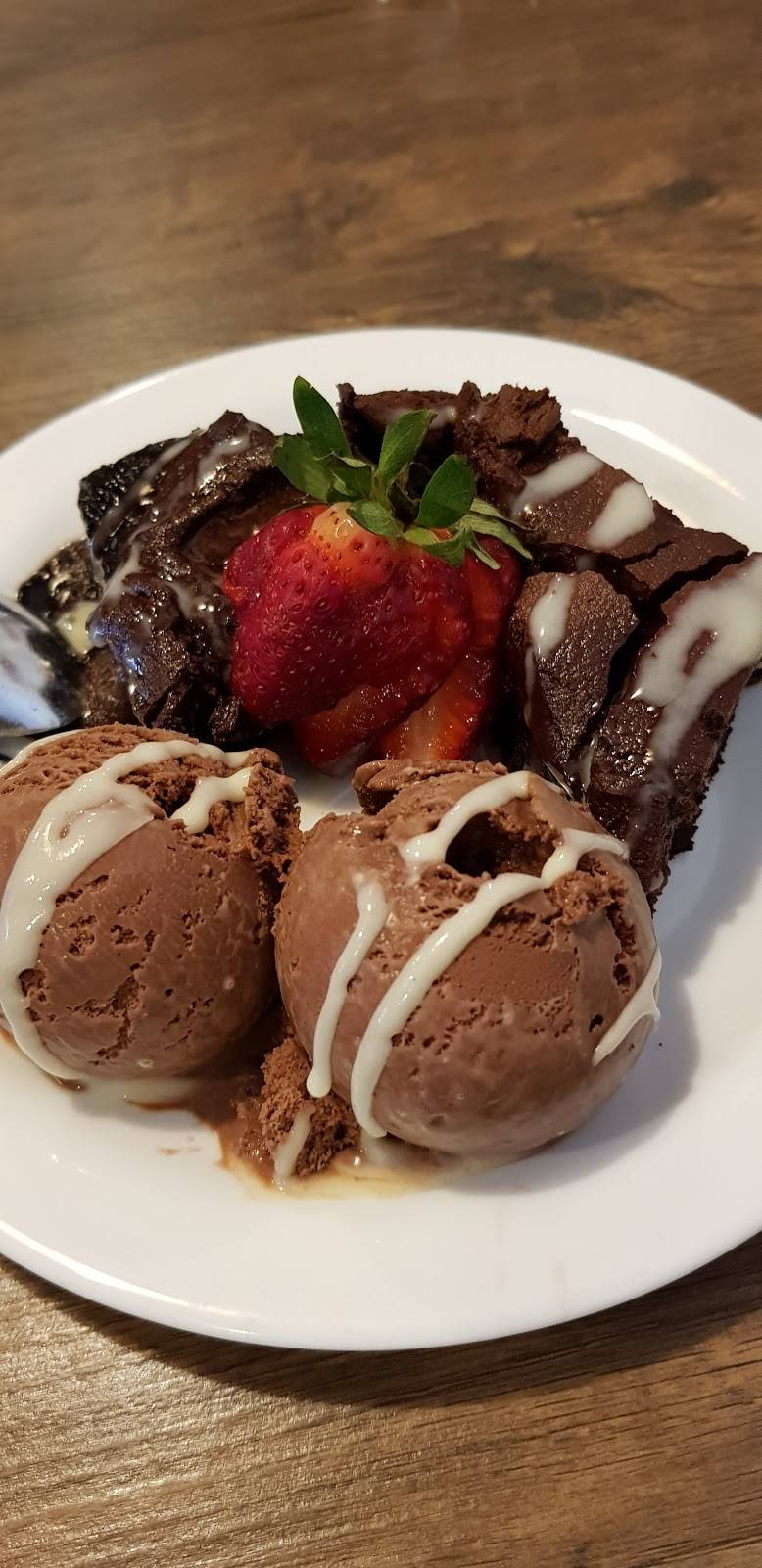 Restaurant Safari | restaurant | 1860 Boulevard Valcartier, Saint-Gabriel-de-Valcartier, QC G0A 4S0, Canada | 4188442200 OR +1 418-844-2200