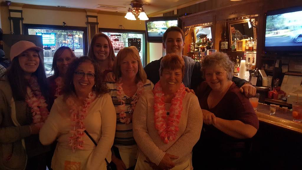 Claddagh Ring Pub | night club | 2306 W Foster Ave, Chicago, IL 60625, USA | 7732714794 OR +1 773-271-4794