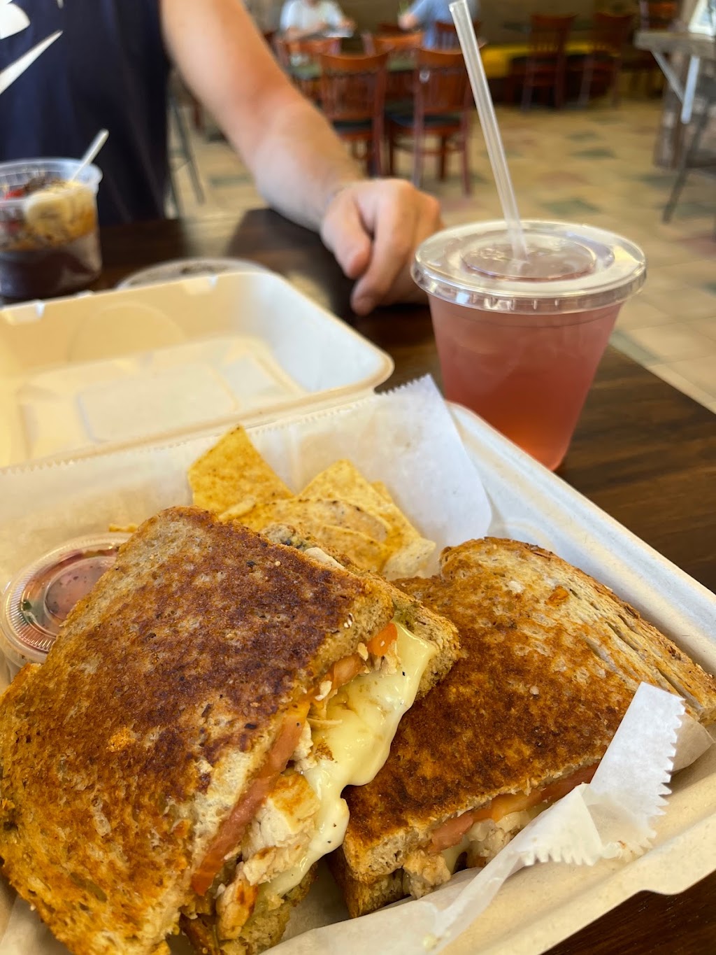 Tropical Nektar Juice Company | restaurant | 1862 NE Jensen Beach Blvd, Jensen Beach, FL 34957, USA | 7723344101 OR +1 772-334-4101