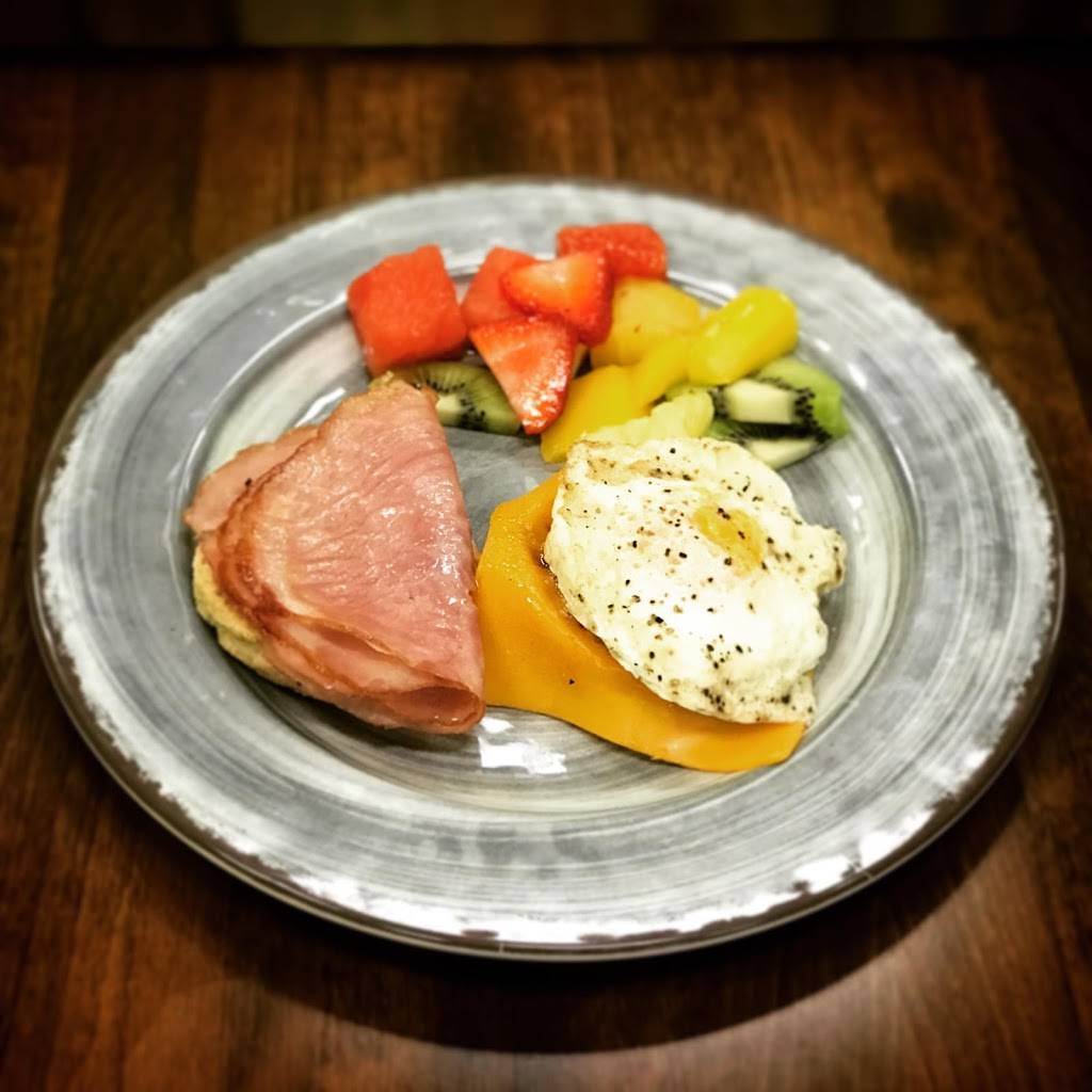 The Downtowner | restaurant | 40 N Sutter St, Stockton, CA 95202, USA | 2099109714 OR +1 209-910-9714