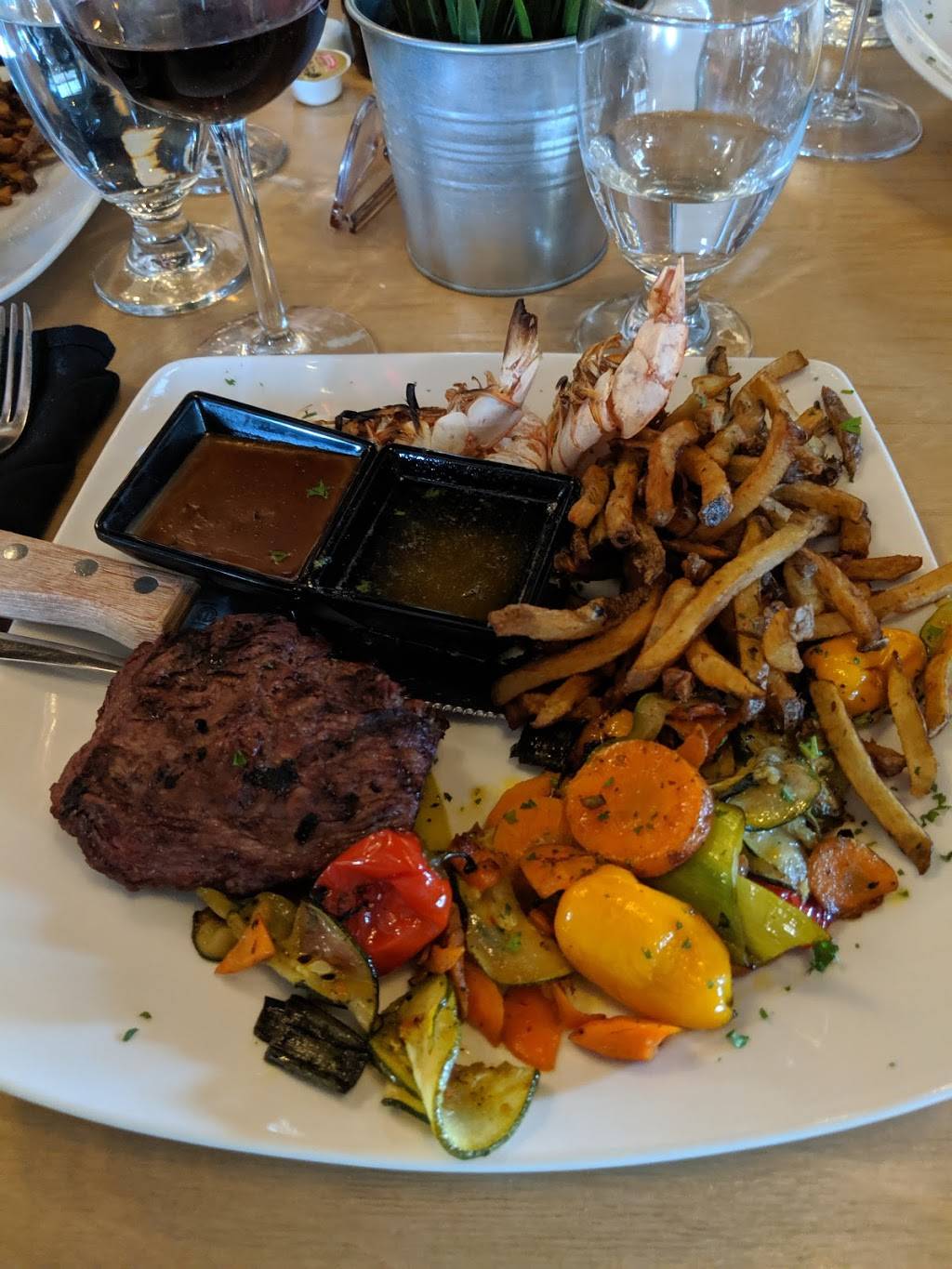 Mad Grill Steakhouse Mont-tremblant | restaurant | 850 Rue Lalonde, Mont-Tremblant, QC J8E 3A1, Canada | 8194255757 OR +1 819-425-5757