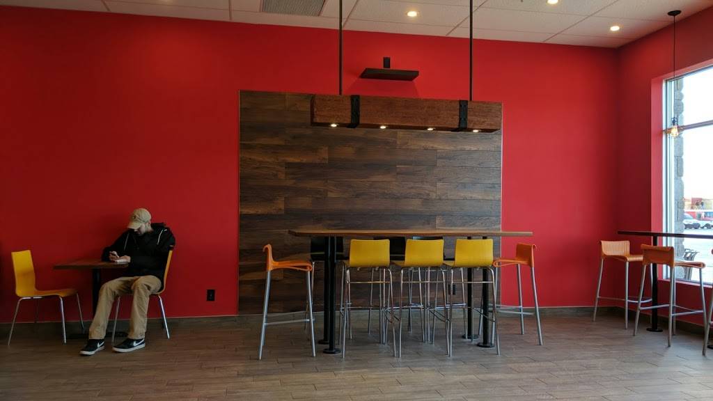 Pizza Pizza | meal delivery | 210 Chemin dAylmer, Gatineau, QC J9H 1A2, Canada | 6137371111 OR +1 613-737-1111