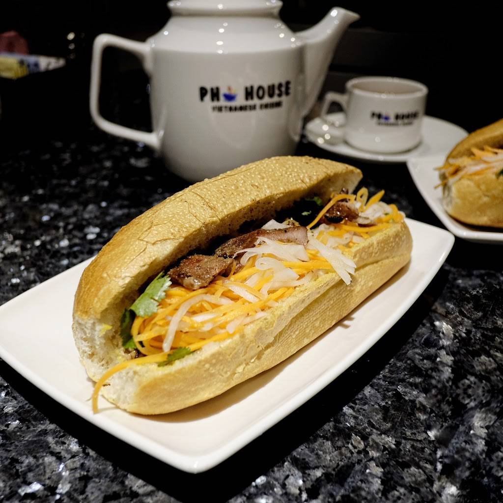 Pho House | restaurant | 24401 Southwest Fwy #500, Rosenberg, TX 77471, USA | 2817621681 OR +1 281-762-1681