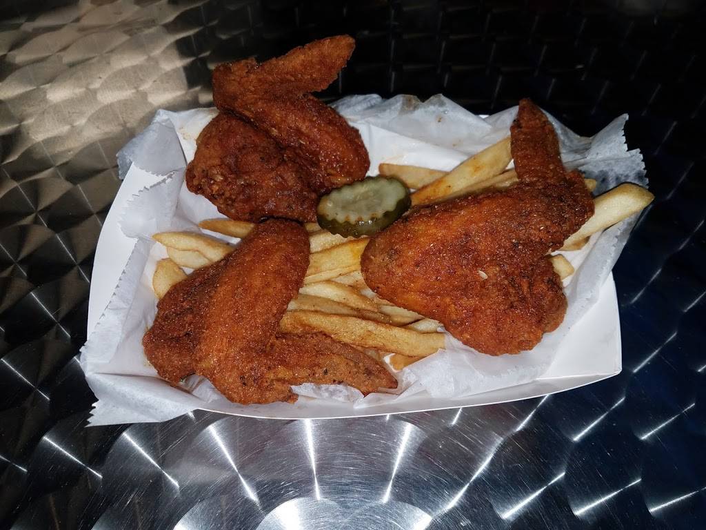 Harolds Chicken Nashville | restaurant | 811 Dickerson Pike, Nashville, TN 37207, USA | 6155302384 OR +1 615-530-2384