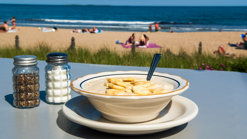 Surf 6 | restaurant | 2 Cortland Ave, Old Orchard Beach, ME 04064, USA | 2079342058 OR +1 207-934-2058