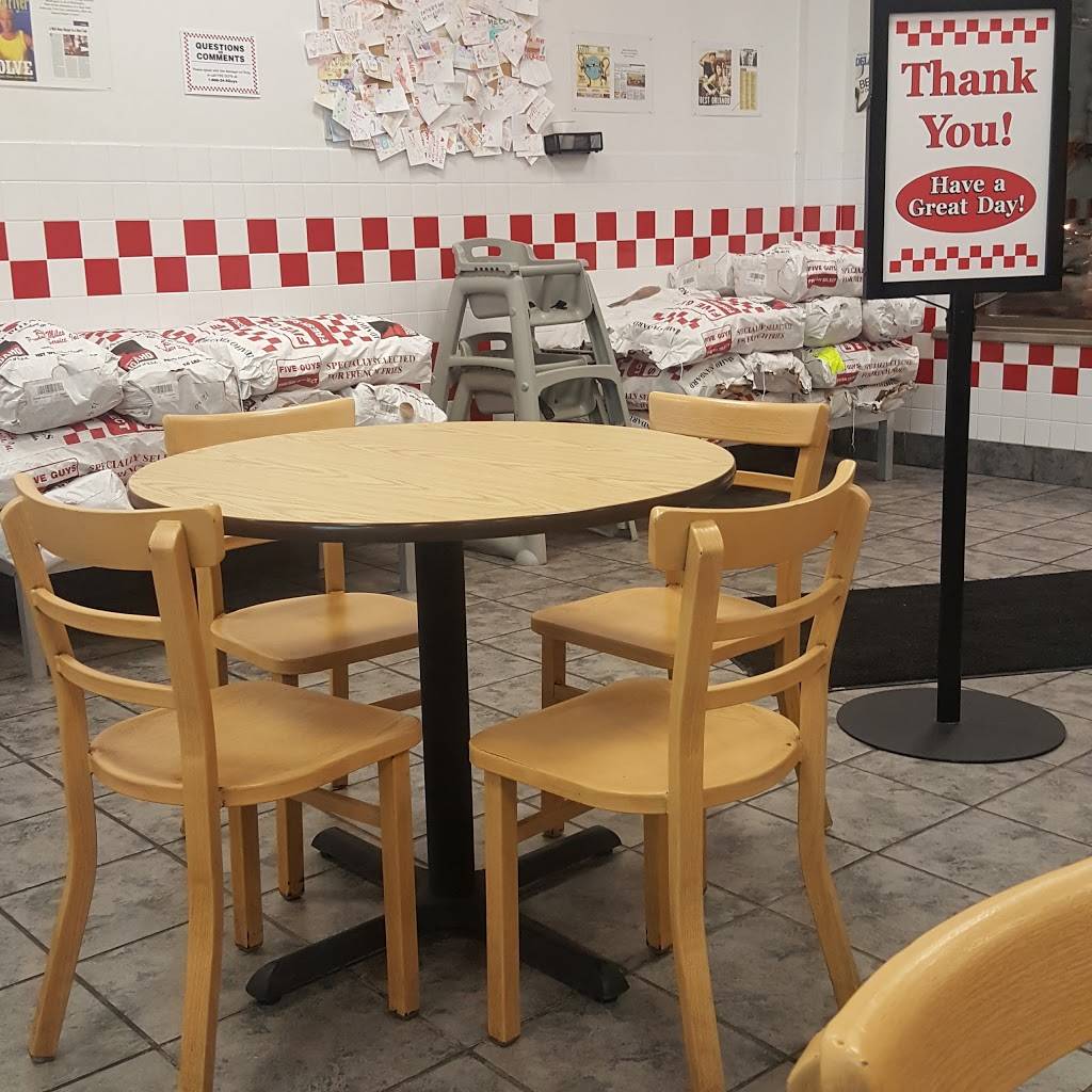 Five Guys | meal takeaway | 1249 Quintilio Dr, Bear, DE 19701, USA | 3028327555 OR +1 302-832-7555