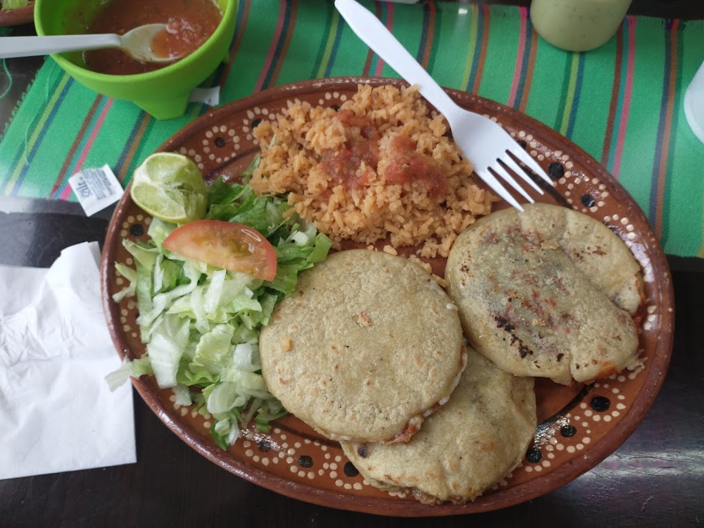 La Regia Tacos y Gorditas | restaurant | 3617-3311, Mile 11 N, Mercedes, TX 78570, USA | 9563757464 OR +1 956-375-7464