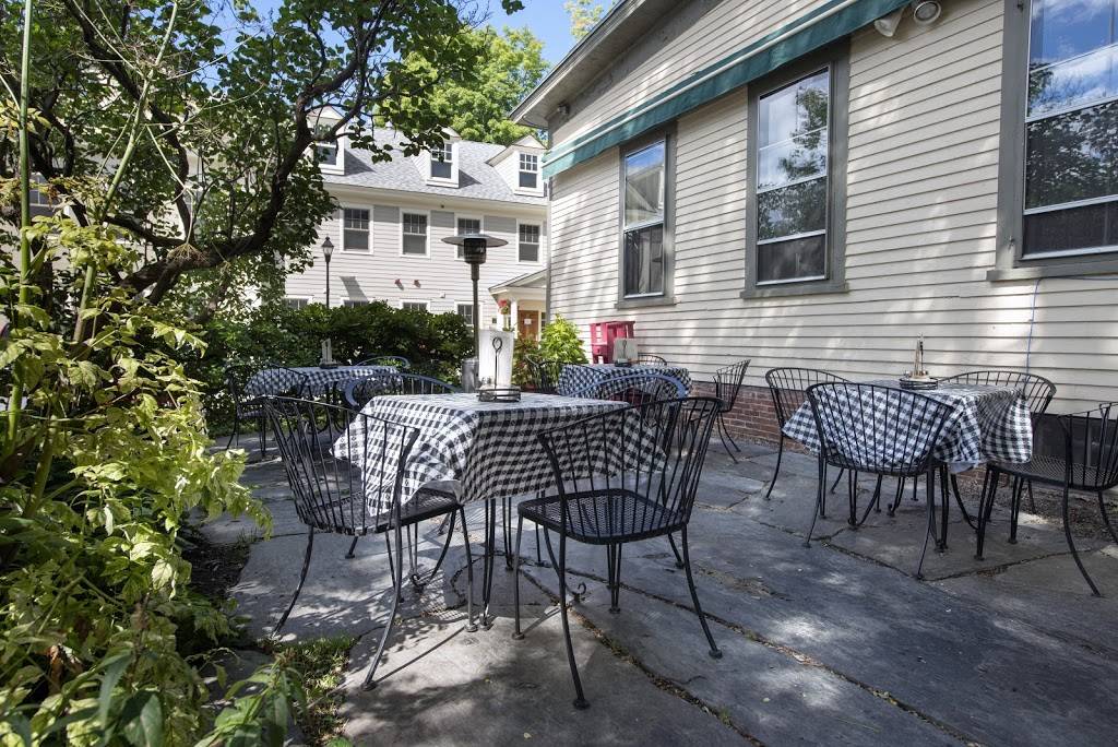 The Norwich Inn | restaurant | 325 S Main St, Norwich, VT 05055, USA | 8026491143 OR +1 802-649-1143