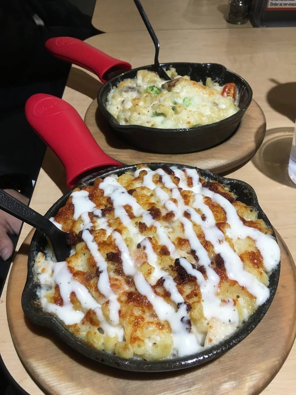 Mr. Macs Macaroni & Cheese | restaurant | 440 Middlesex Rd, Tyngsborough, MA 01879, USA | 9789396227 OR +1 978-939-6227
