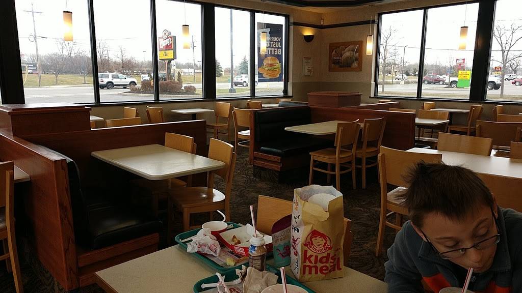 Wendys | restaurant | 3180 Niagara Falls Blvd, Amherst, NY 14228, USA | 7167430592 OR +1 716-743-0592