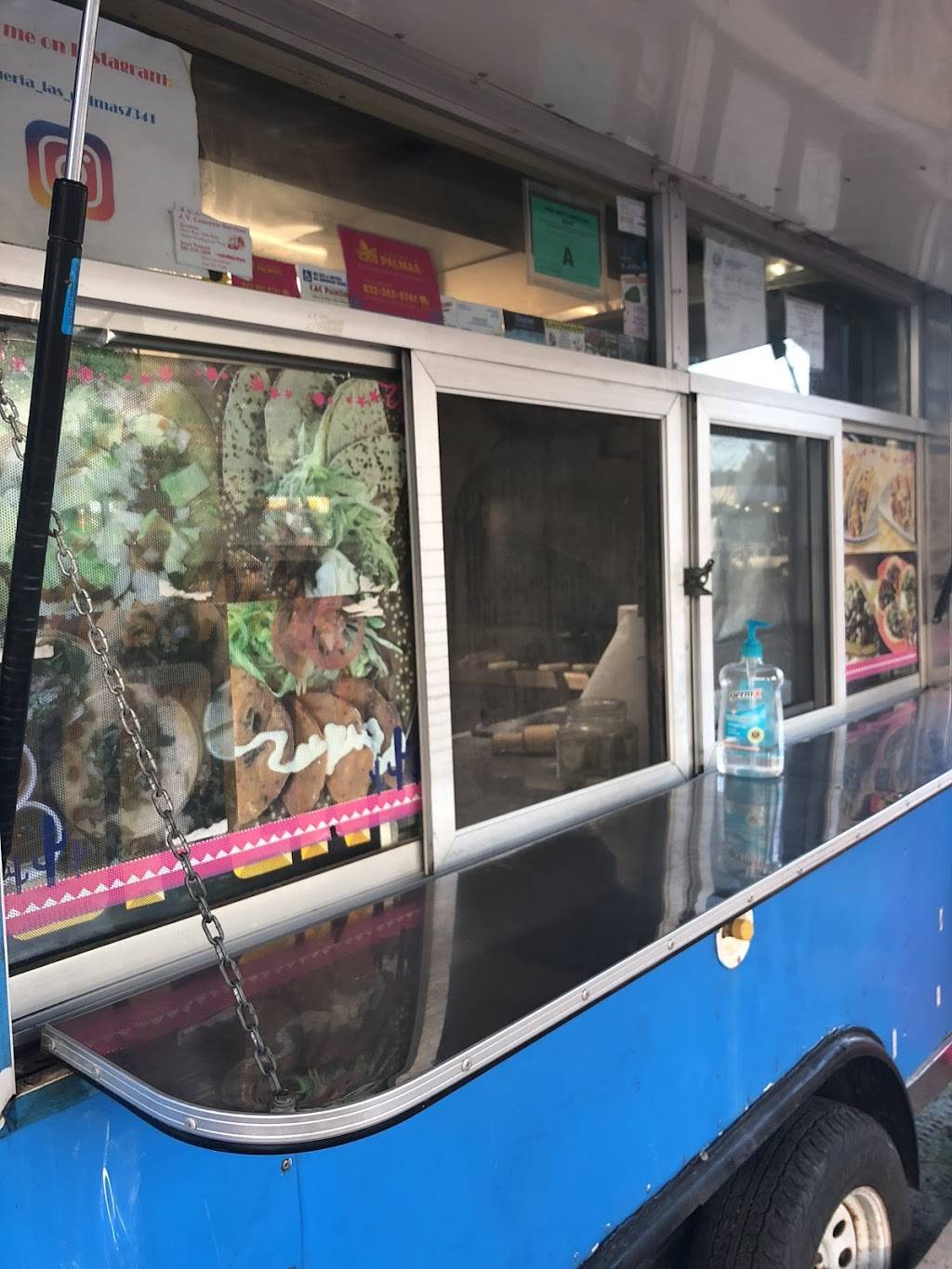 Taqueria Las Palmas | restaurant | 100 E Railroad Ave, Boling-Iago, TX 77420, USA | 8323628741 OR +1 832-362-8741