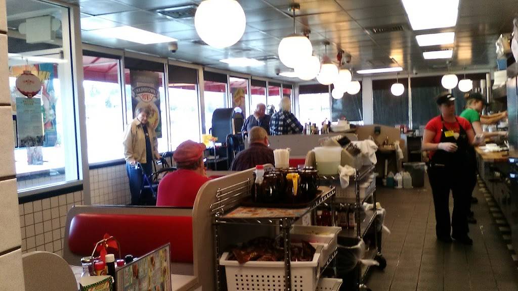 Waffle House | meal takeaway | 6207 Highway 221, US-221, Roebuck, SC 29376, USA | 8645872506 OR +1 864-587-2506