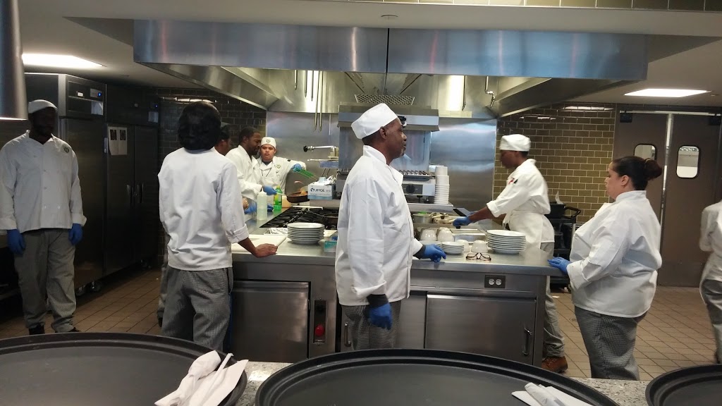 REOC B-Stro | restaurant | 161 Chestnut St, Rochester, NY 14604, USA | 5852322730286 OR +1 585-232-2730 ext. 286