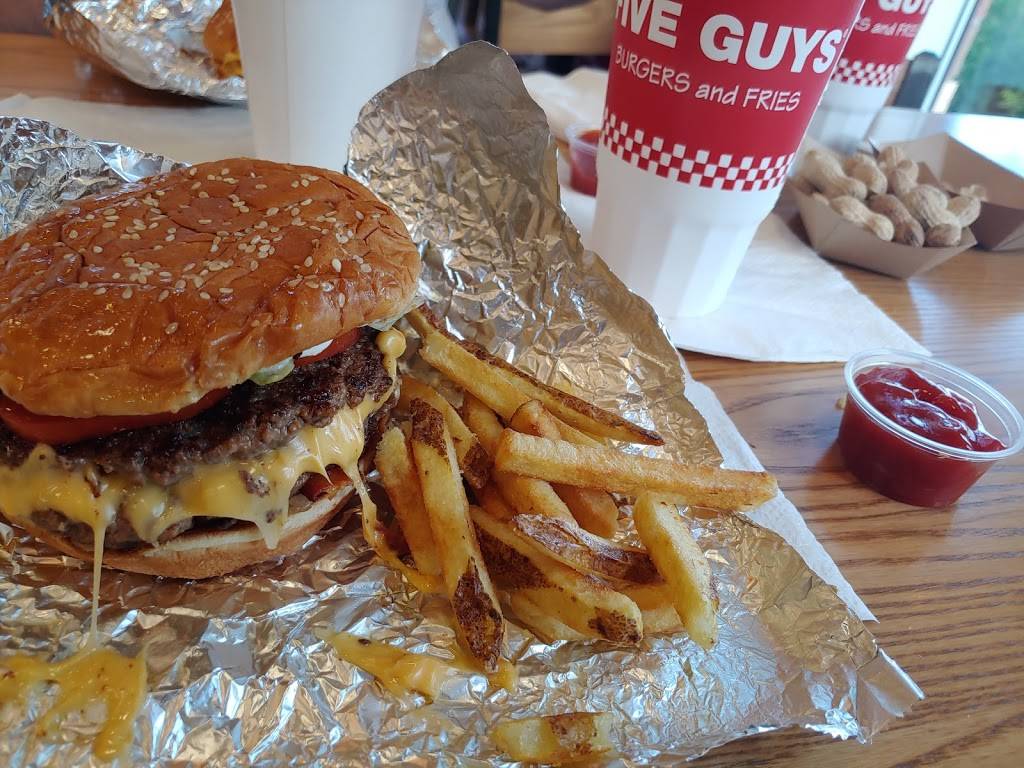 Five Guys | meal takeaway | 8360 3rd St N, Lake Elmo, MN 55042, USA | 6513301780 OR +1 651-330-1780