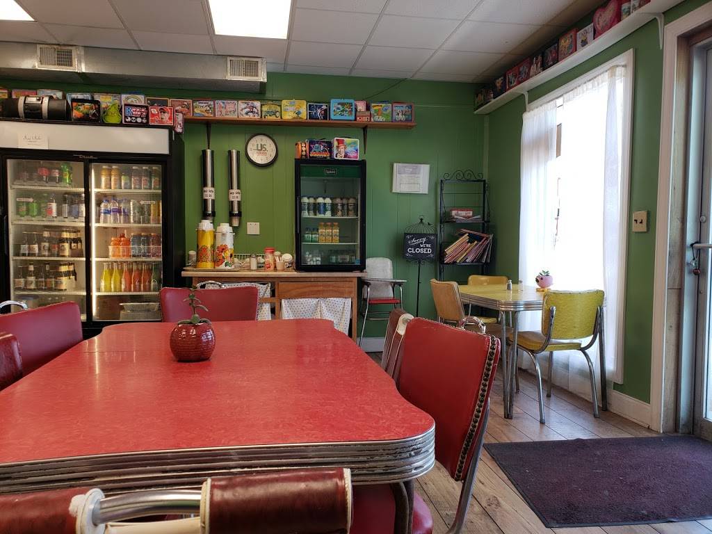 Sips & Subs | restaurant | 1326 S 33rd St, Lincoln, NE 68510, USA | 4024767477 OR +1 402-476-7477