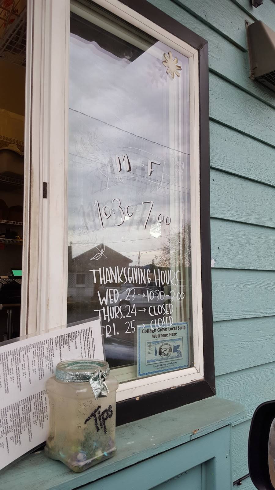 Urban Kitchen | restaurant | 1127 E Main St, Cottage Grove, OR 97424, USA | 5416502364 OR +1 541-650-2364