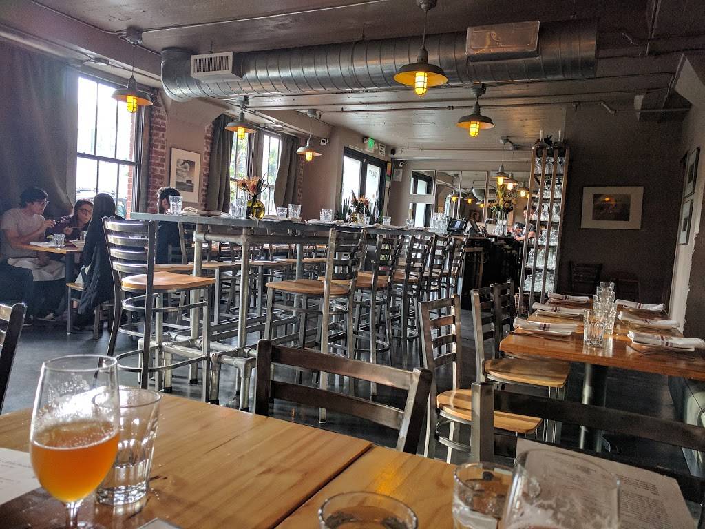 Gilberths Rotisserie & Grill | restaurant | 2427 3rd St, San Francisco, CA 94107, USA | 4159137163 OR +1 415-913-7163